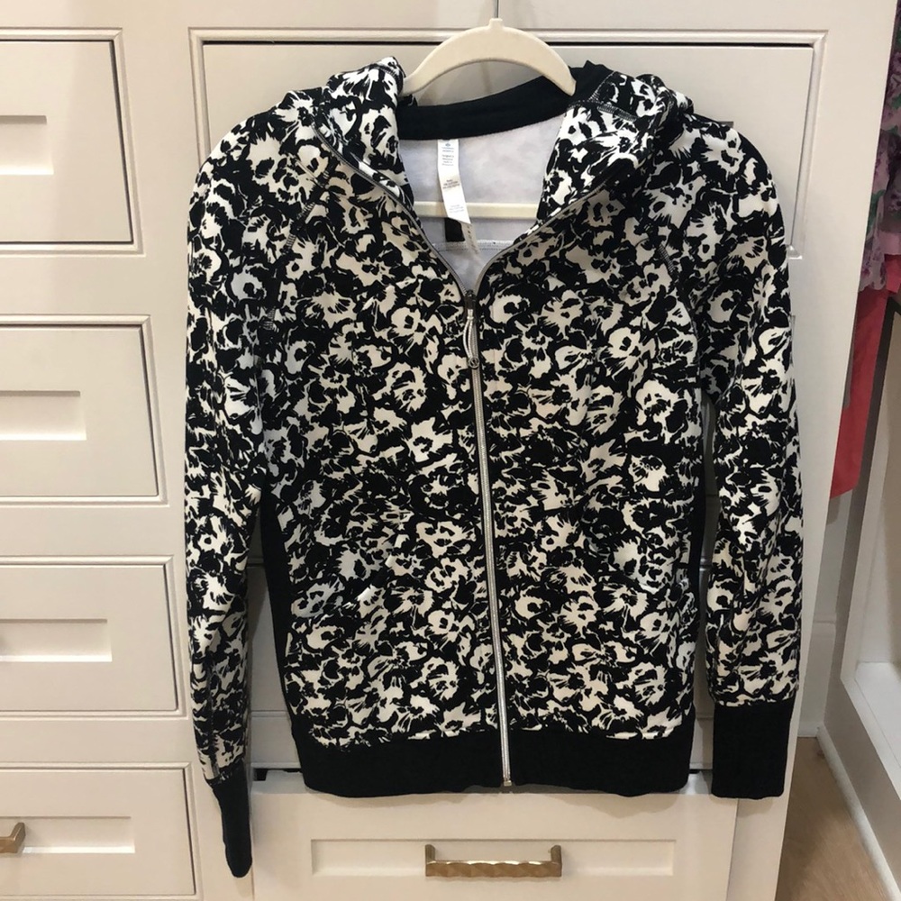 Lululemon Front Zip Black and White Jacket